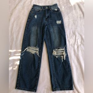 Ripped high waisted jeans